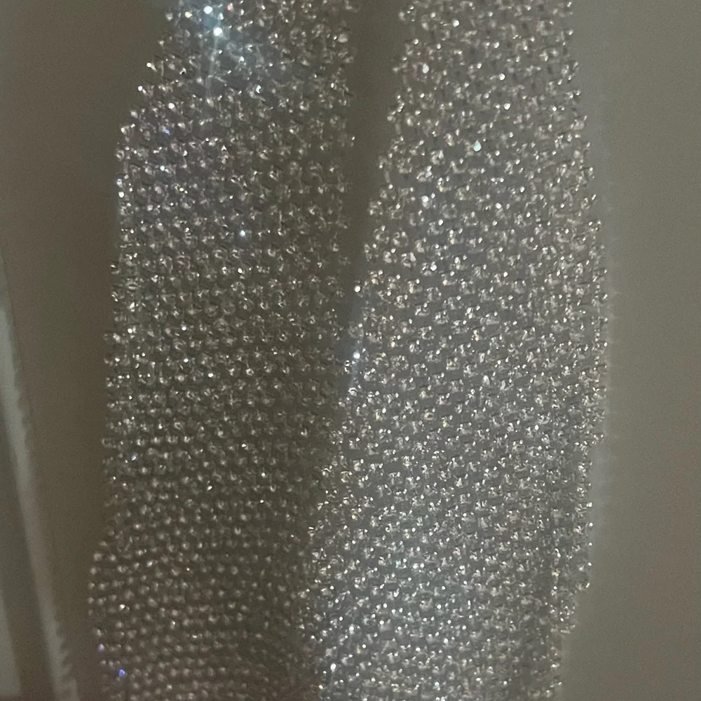Beautiful Rhinestone necklace - Picture 4 of 6